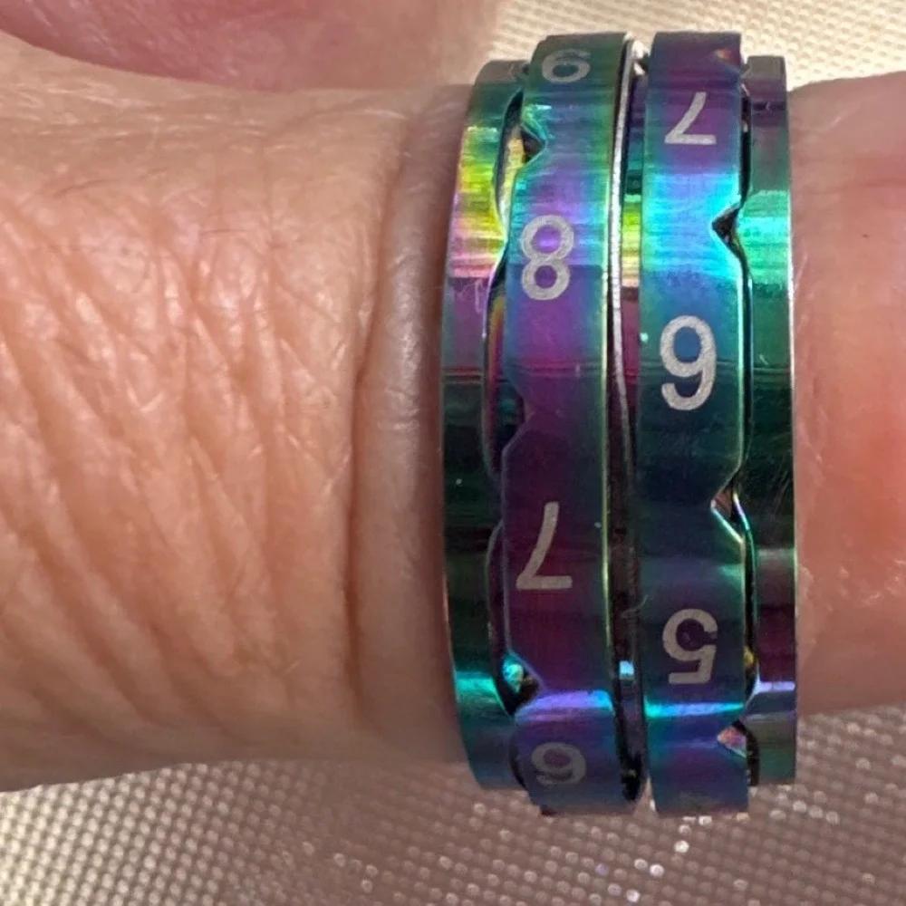 KnitPro Rainbow Ring Row Counter Spinner Knitting Crochet Finger Counter Size 11